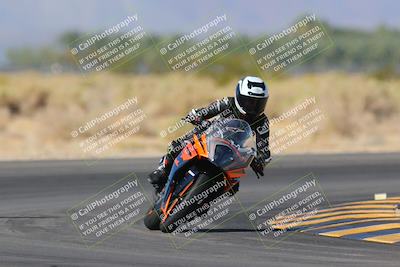 media/Nov-06-2023-Moto Forza (Mon) [[ce023d0744]]/4-Beginner Group/Session 3 (Turn 16)/